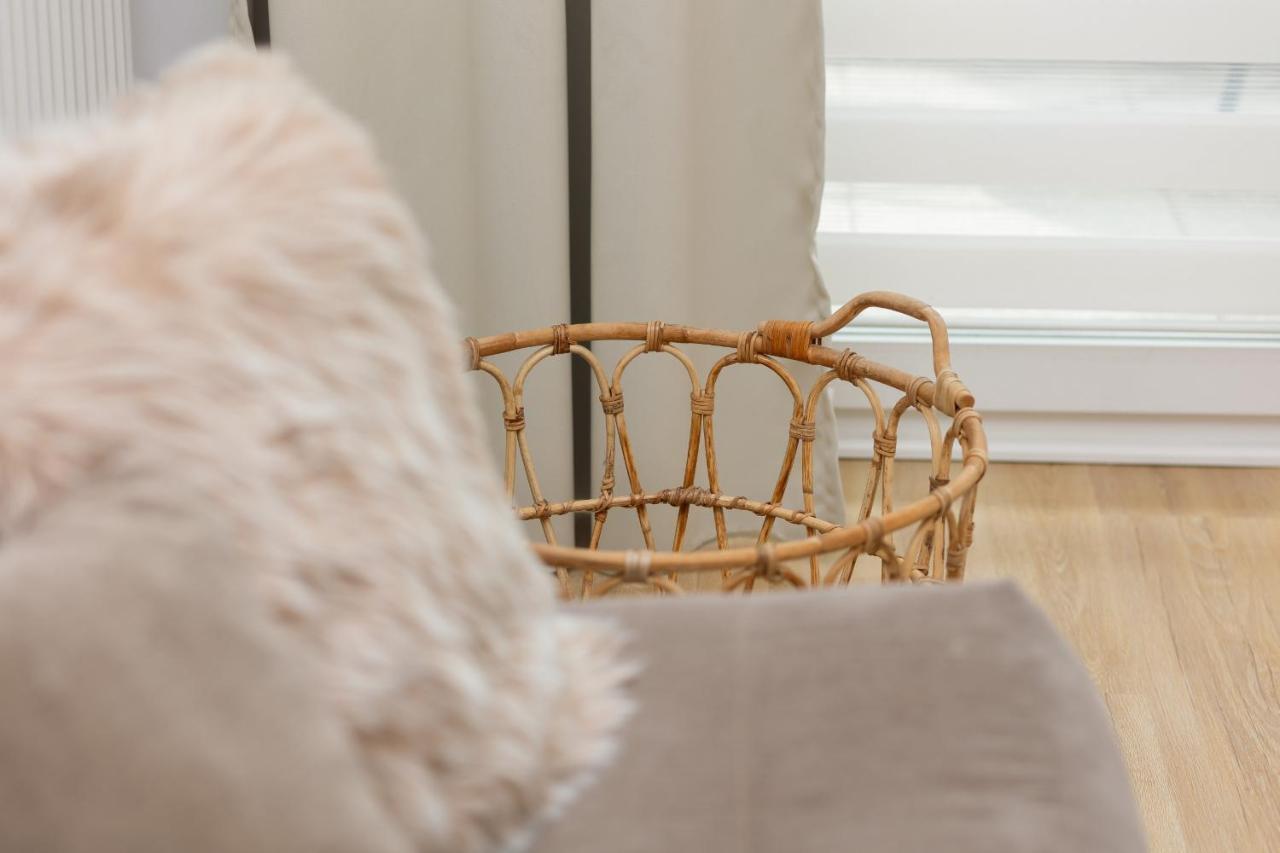Apartment With Ac Warsaw Mokotow Business Centre By Noclegi Renters Buitenkant foto