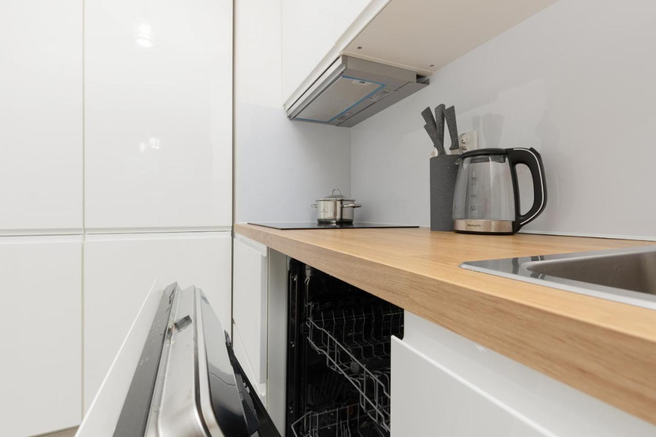 Apartment With Ac Warsaw Mokotow Business Centre By Noclegi Renters Buitenkant foto